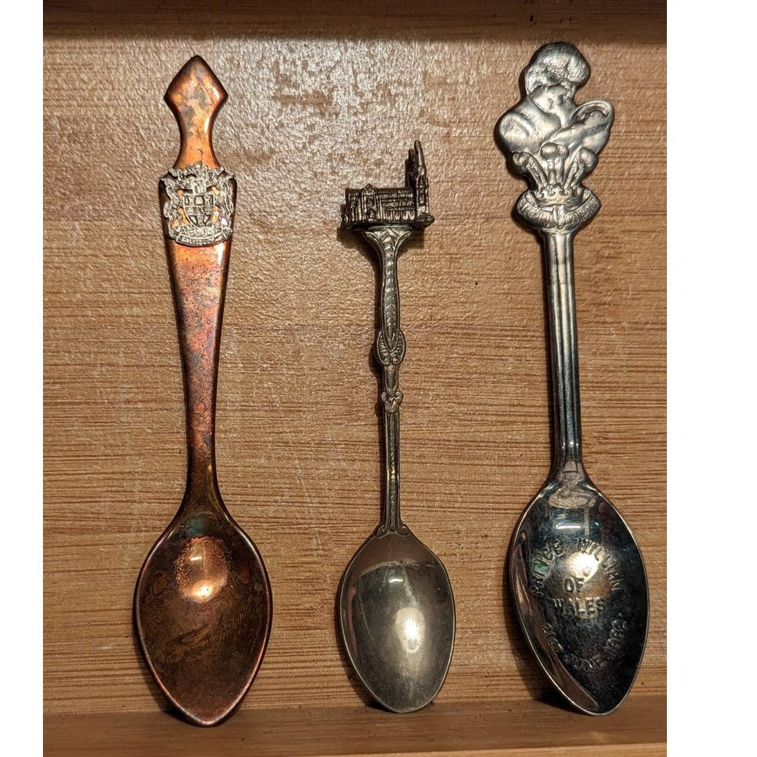 Vintage Spoons Lot 4 England Prince William Princess Diana Westminster Abbey