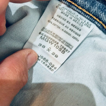 Wrangler Men's Genuine Comfort Relaxed Fit Denim Jeans Blasted Indigo 38" x 29"