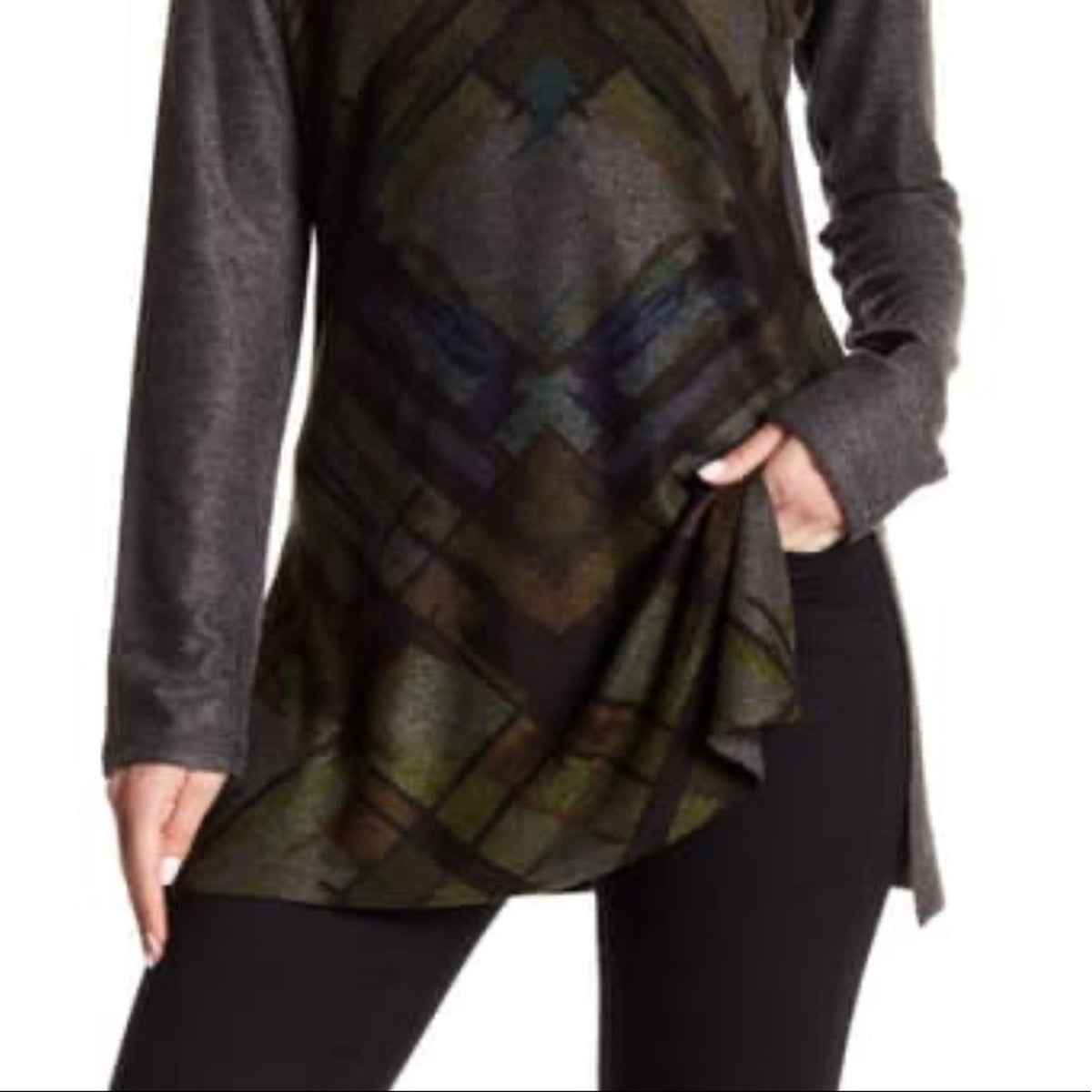 Go Couture NEW Printed V-Neck Sweater Size Large