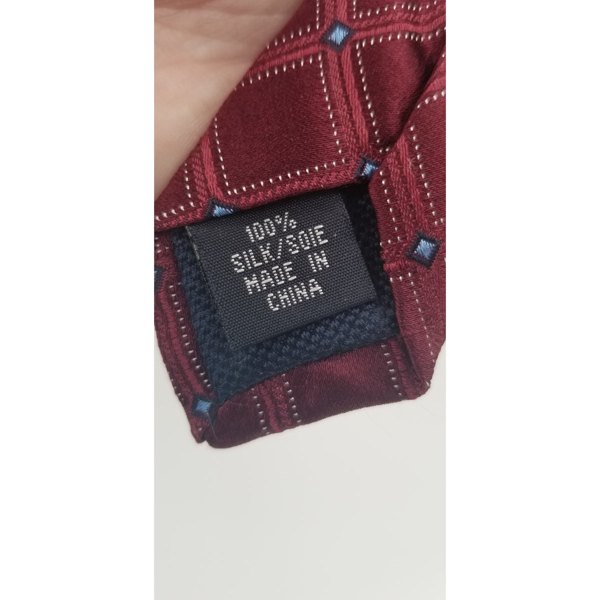 Nautica Garnet with Blue Accents Mens Vintage Neck Tie 60" NWT