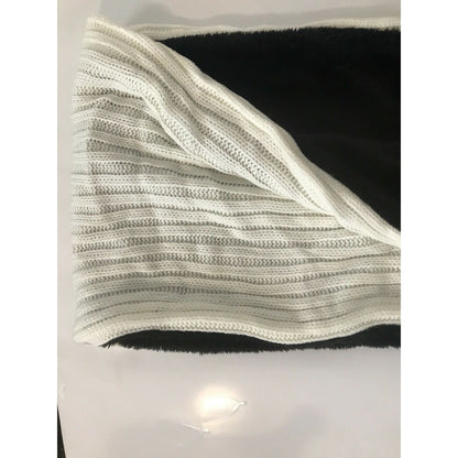 DKNY NEW Designer Infinity Scarf Cream and Black Knitted 30" x 12" Reversible
