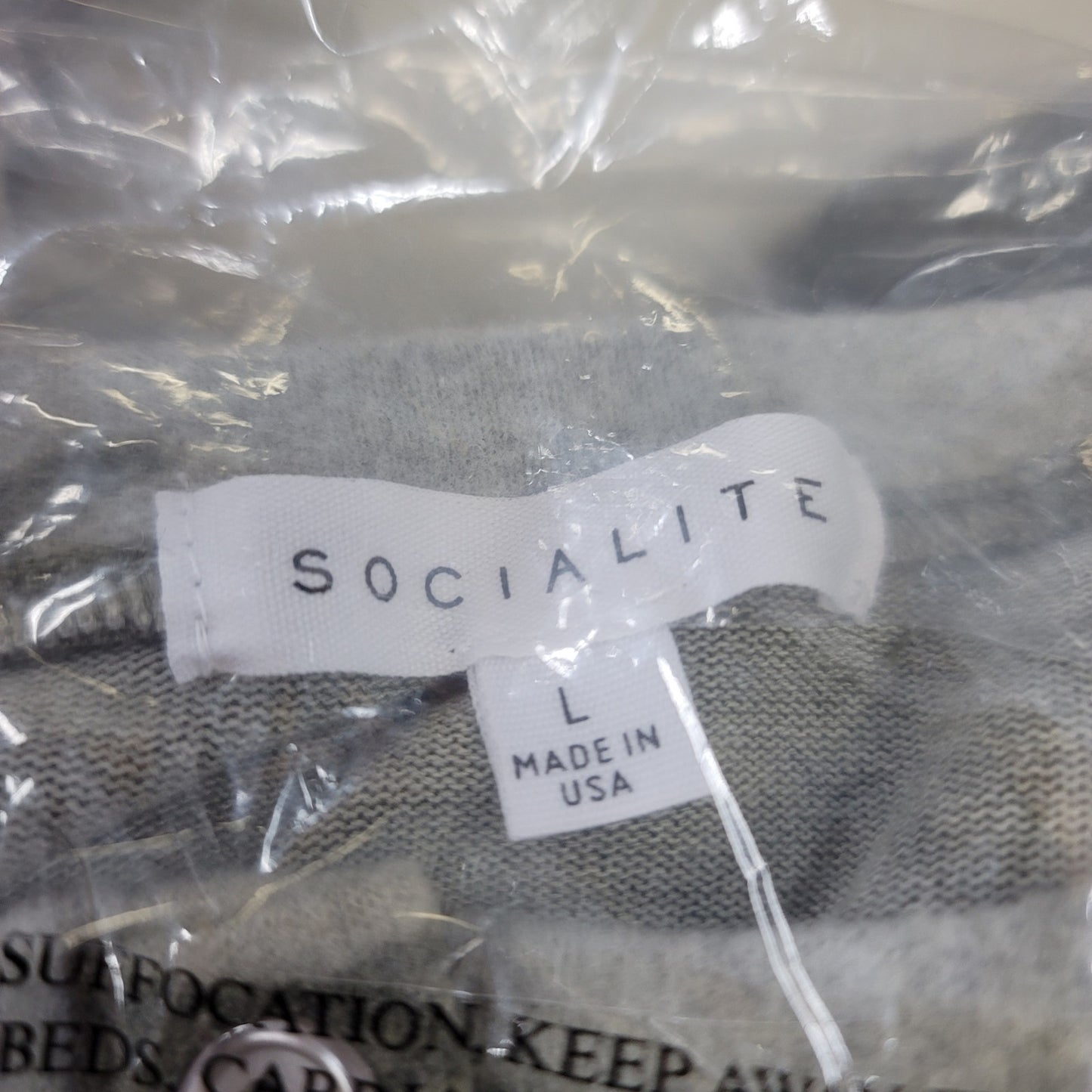 Socialite Printed Scoop Neck Henley Pullover Camo Shirt Soft Long Sleeve LARGE