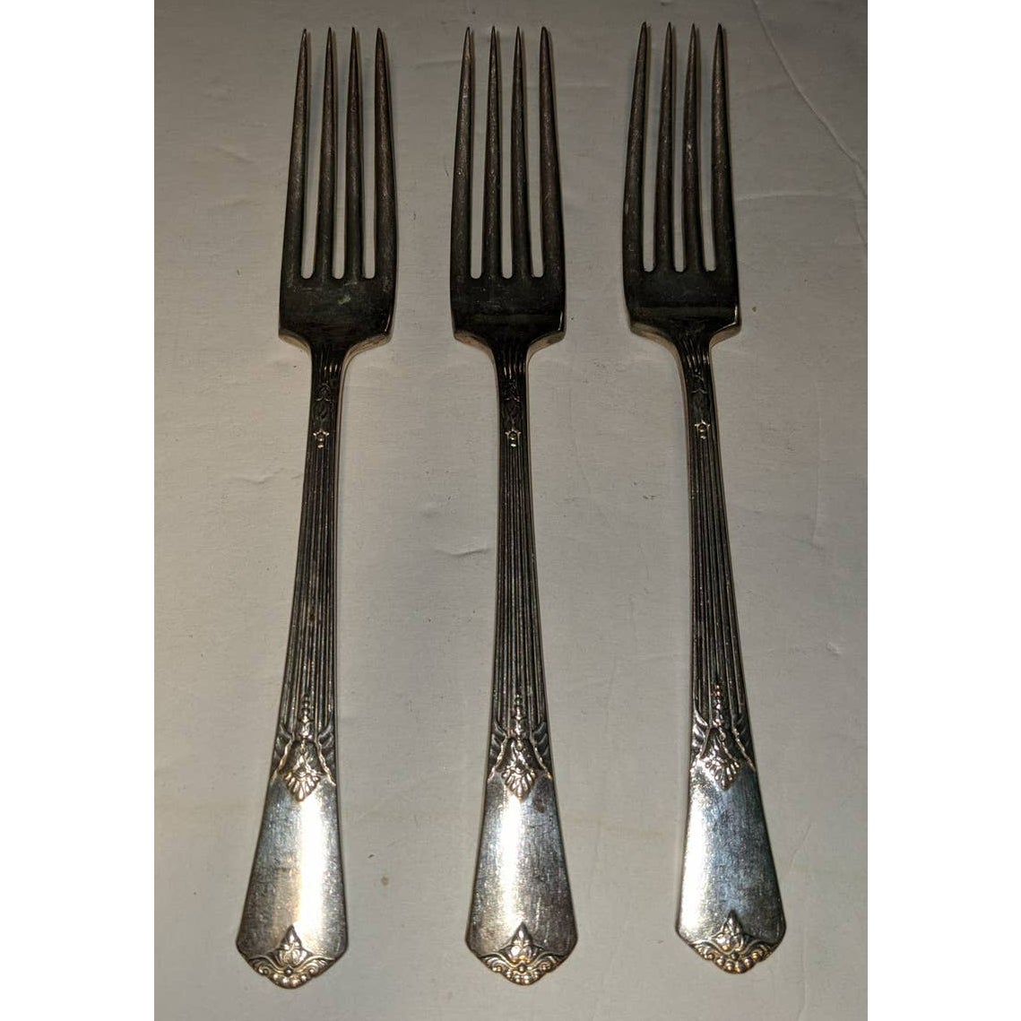 WM Rogers and Son IS Guild 1935 Forks Striped Filigree Ends Set of 3 Replacement