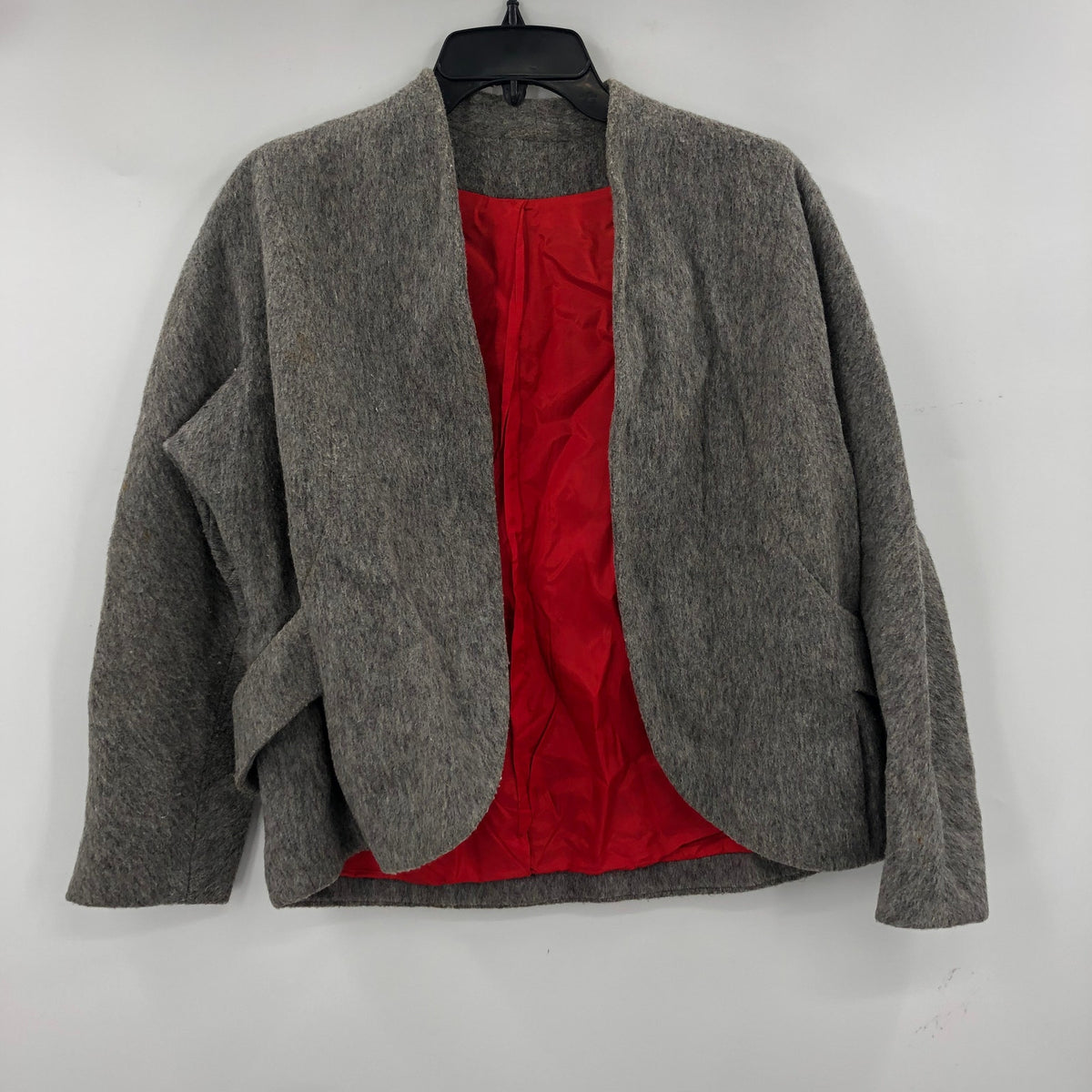 Vintage Women's Wool Knitted Cardigan Sweater Long Sleeves Gray Solid 26"