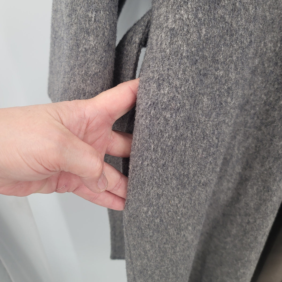 Wellington Fashions Vintage wool coat trench lined belt Women's XL Overcoat