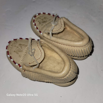Johnsons Canyon Youth Size 4 Mocassions Leather Sherpa lined Fringe Suede Bottom