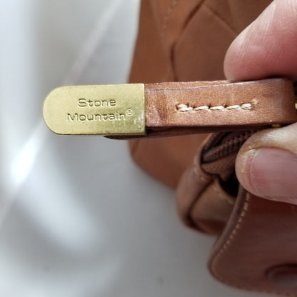 STONE MOUNTAIN leather shoulder tan bag purse Zip and front pouch Key ring