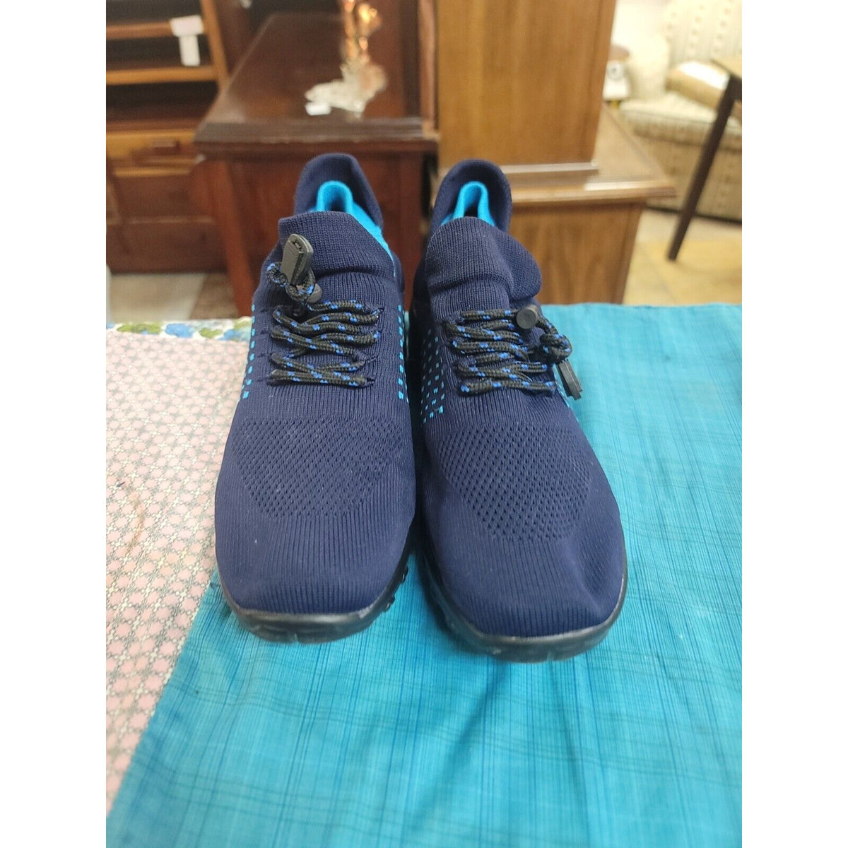 Eu 40 US 8.5 Chunky Sole Cushion Sneakers Breathable Mesh Walking Slip-On Shoe