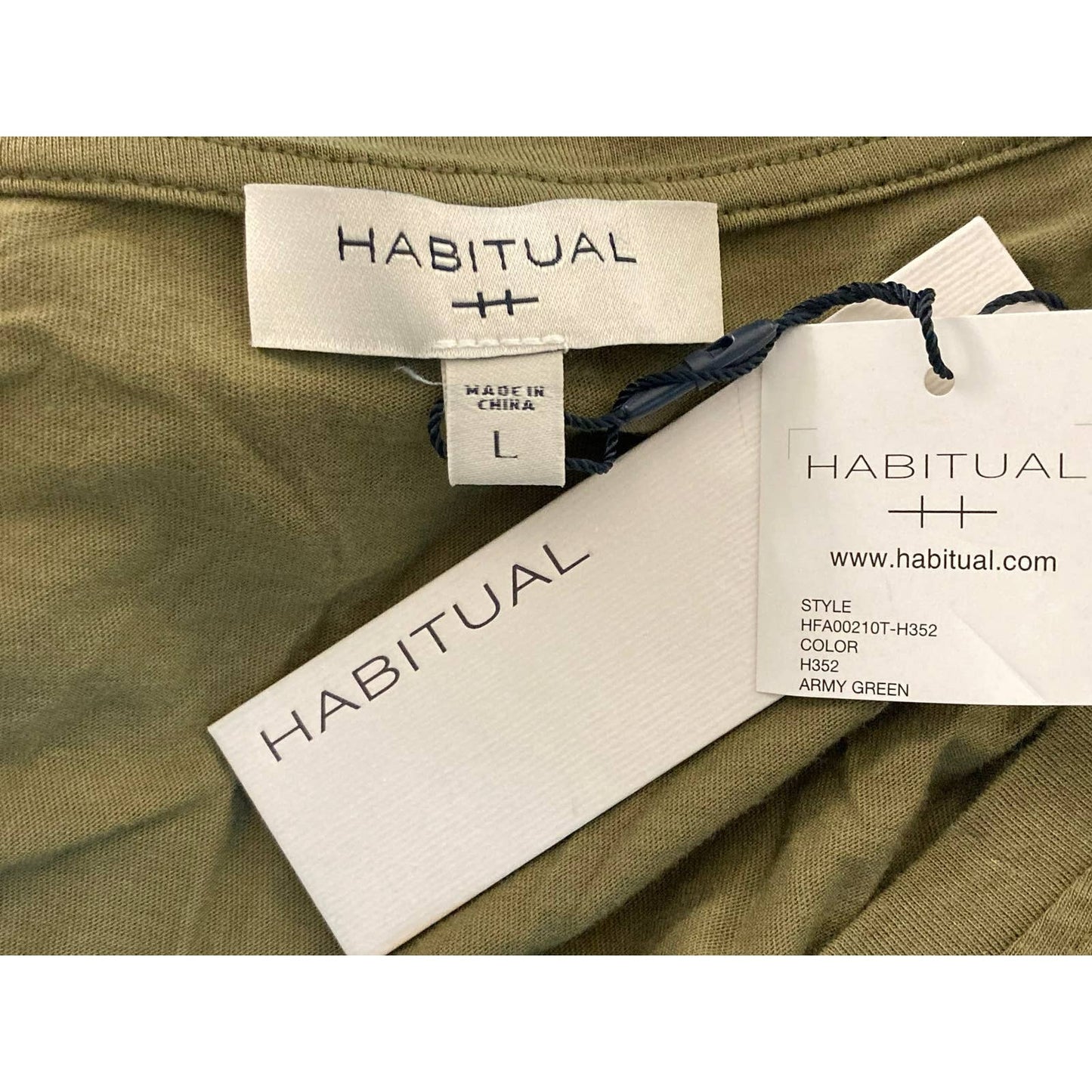 Habitual "Reed" Scoop Neck Short Sleeve Pullover Top Large in Army Green NWT