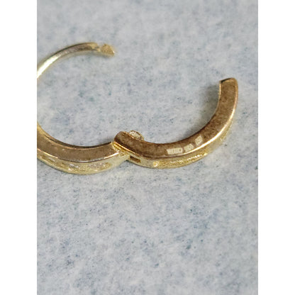 Vintage Costume Jewelry Fashion BE DIFFERENT gold over 925 Petite Cuff Earrings