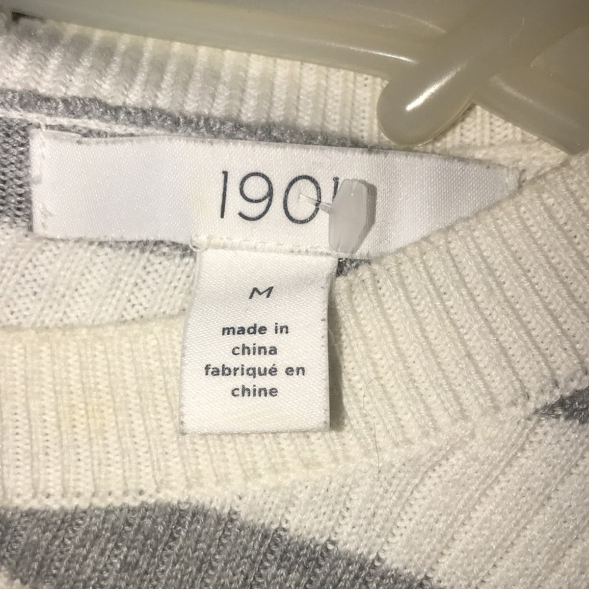 1901 White Grey Stripped Ribbed Long Sleeve Top Button Back Medium NEW