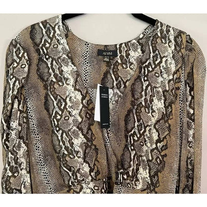 AFRM Top Women Extra Large/XL Snake Print NEW Crop Faux Wrap V-Neck Puff Sleeves