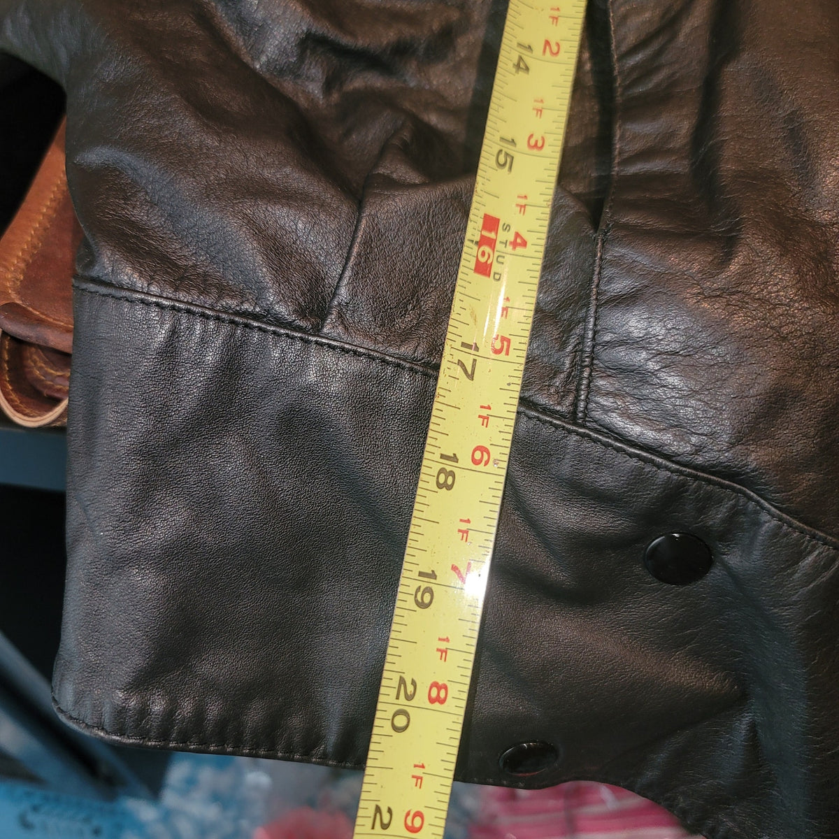 V.S.O.P. COGNAC 100% Large Leather Black Jacket Soft pockets Bolero Cropped Vtg.