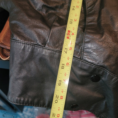 V.S.O.P. COGNAC 100% Large Leather Black Jacket Soft pockets Bolero Cropped Vtg.