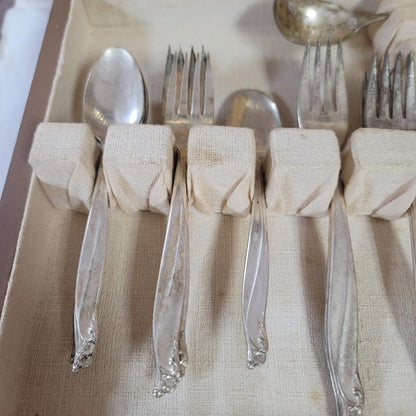 Gaity Pattern WM Roger International Silverplate Mixed LOT 28 pcs with box MCM
