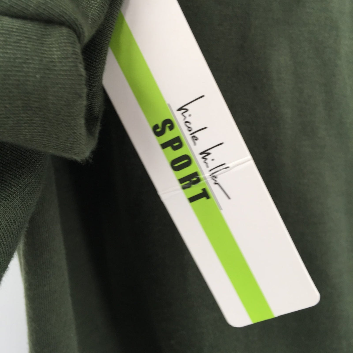 Nicole Miller cSport Zip Up Hoodie Jacket Long Sleeves Green Camo Large NWT