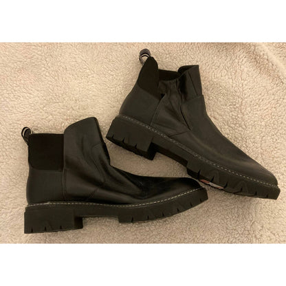 Dr. Scholl's Hanley Lug Sole Pull On Mid Shaft Leather Boots Sz 7M Black NWT