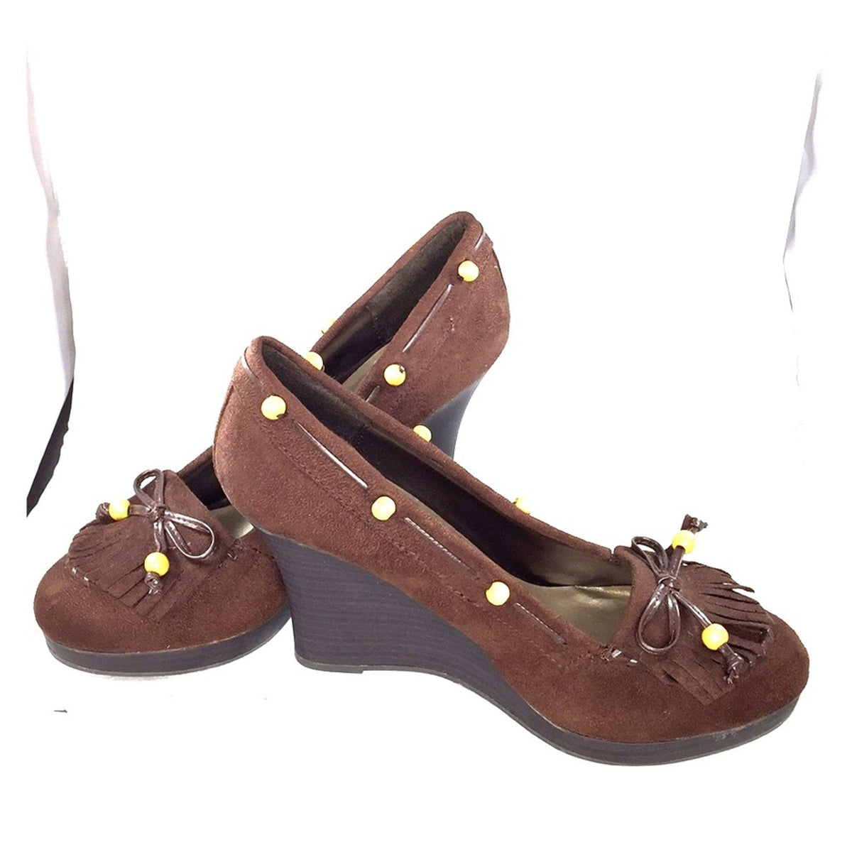 QUPID Brown suede stacked wedge Stacked 4” heels Shoes 9 Beads Closed Round Toe