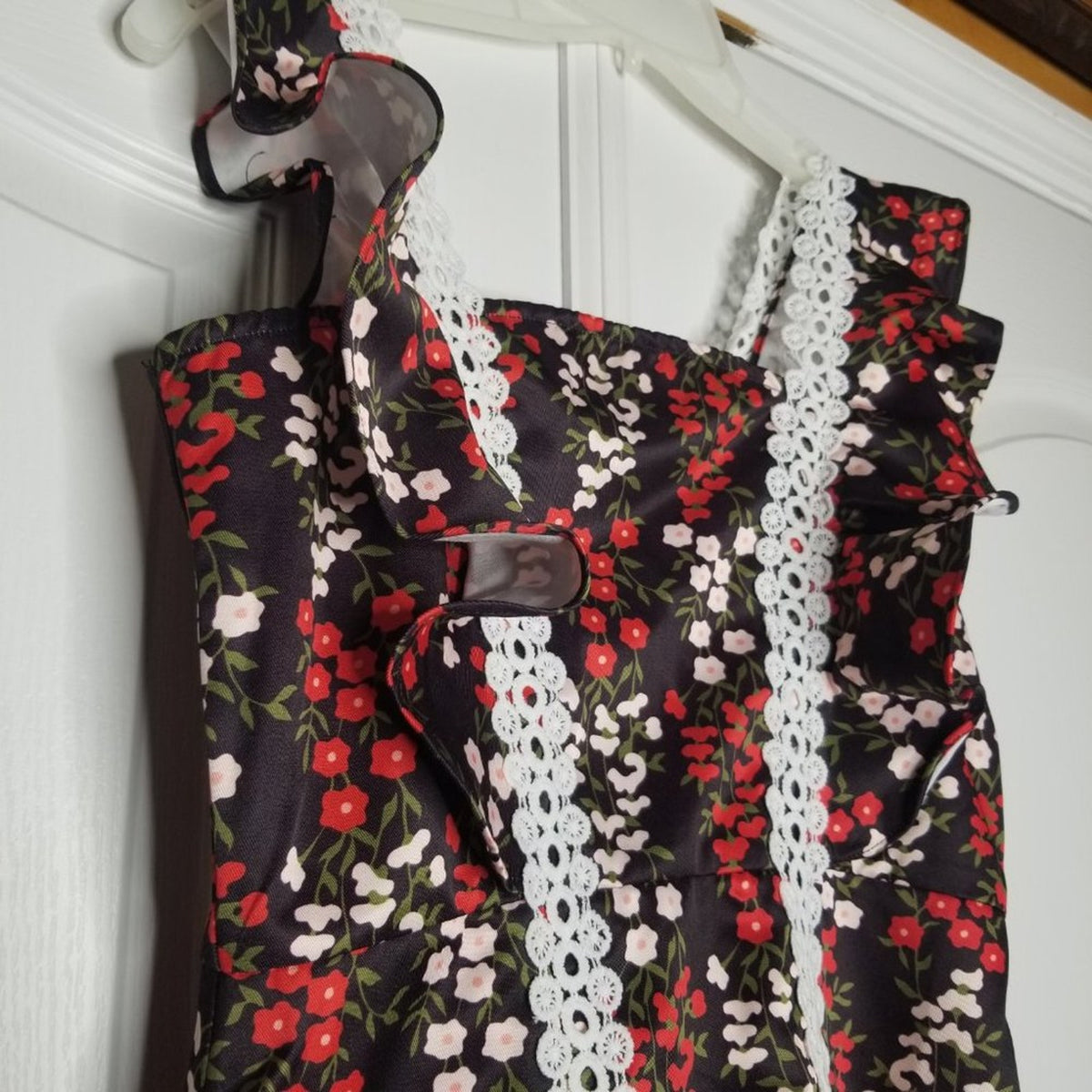 Few Moda Floral Lace Detailed Dress Black Red White Sleeveless XS Summer NEW