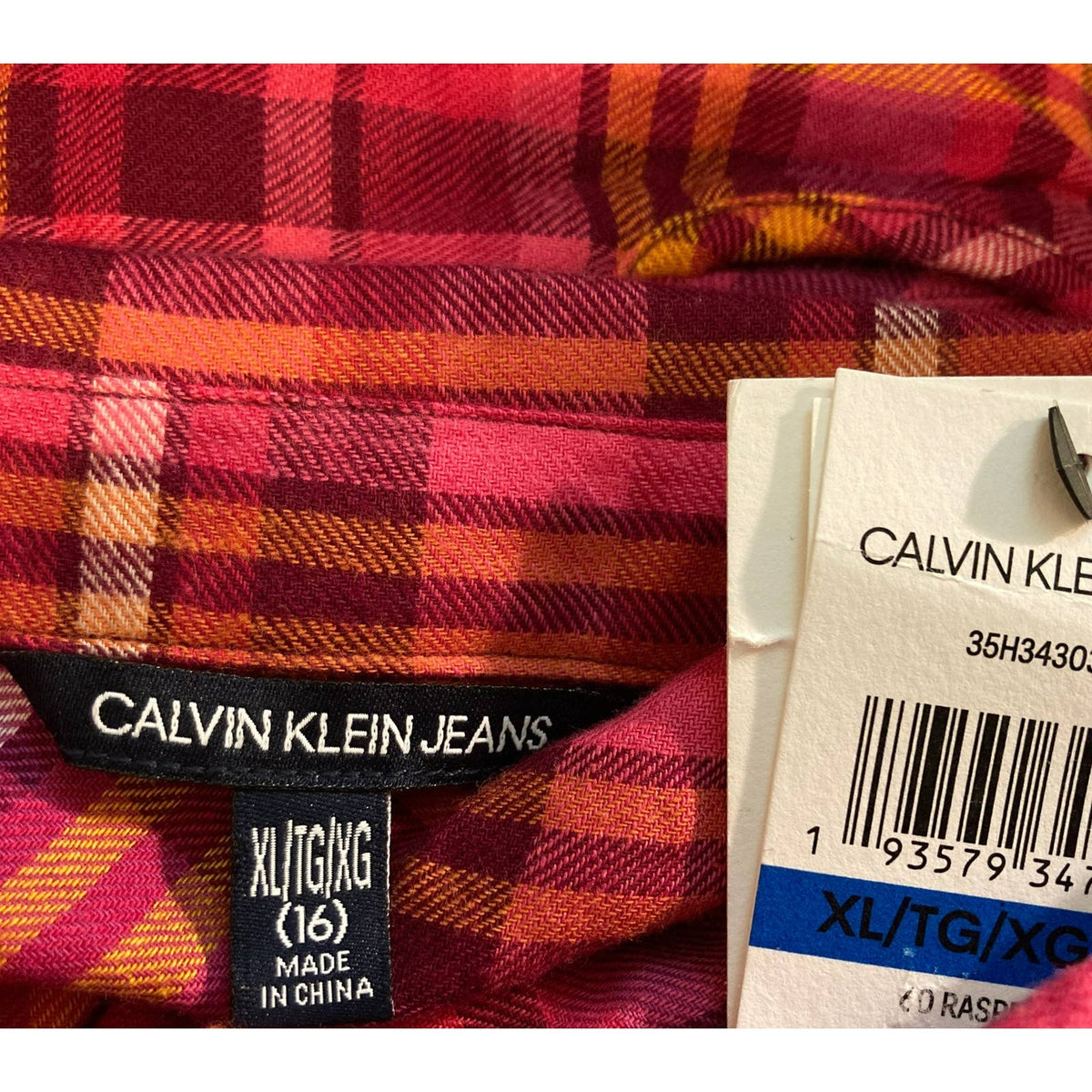 Calvin Klein Jeans Button Up Shirt Extra Large/XL 16 Raspberry Plaid NWT Raw Hem