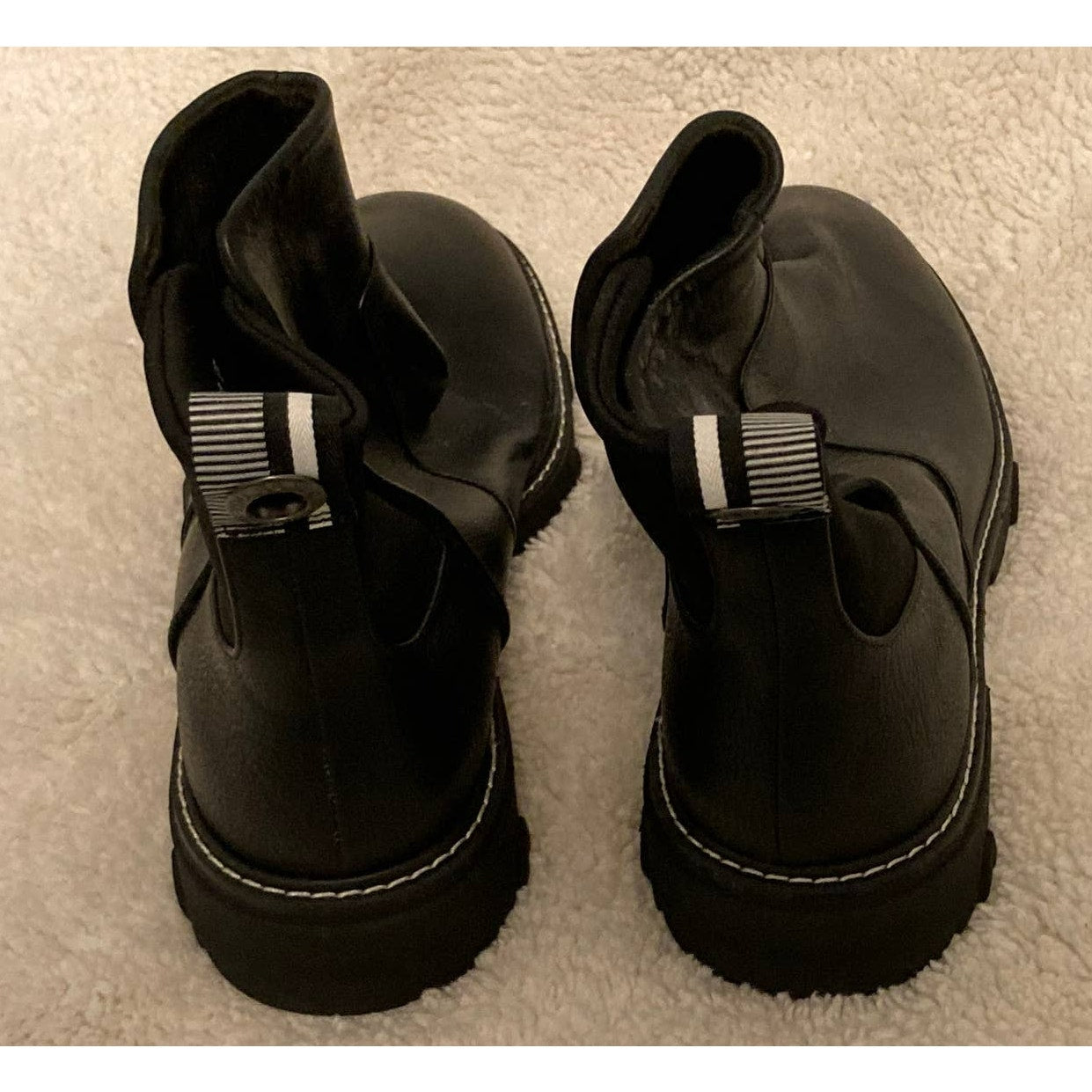 Dr. Scholl's Hanley Lug Sole Pull On Mid Shaft Leather Boots Sz 7M Black NWT