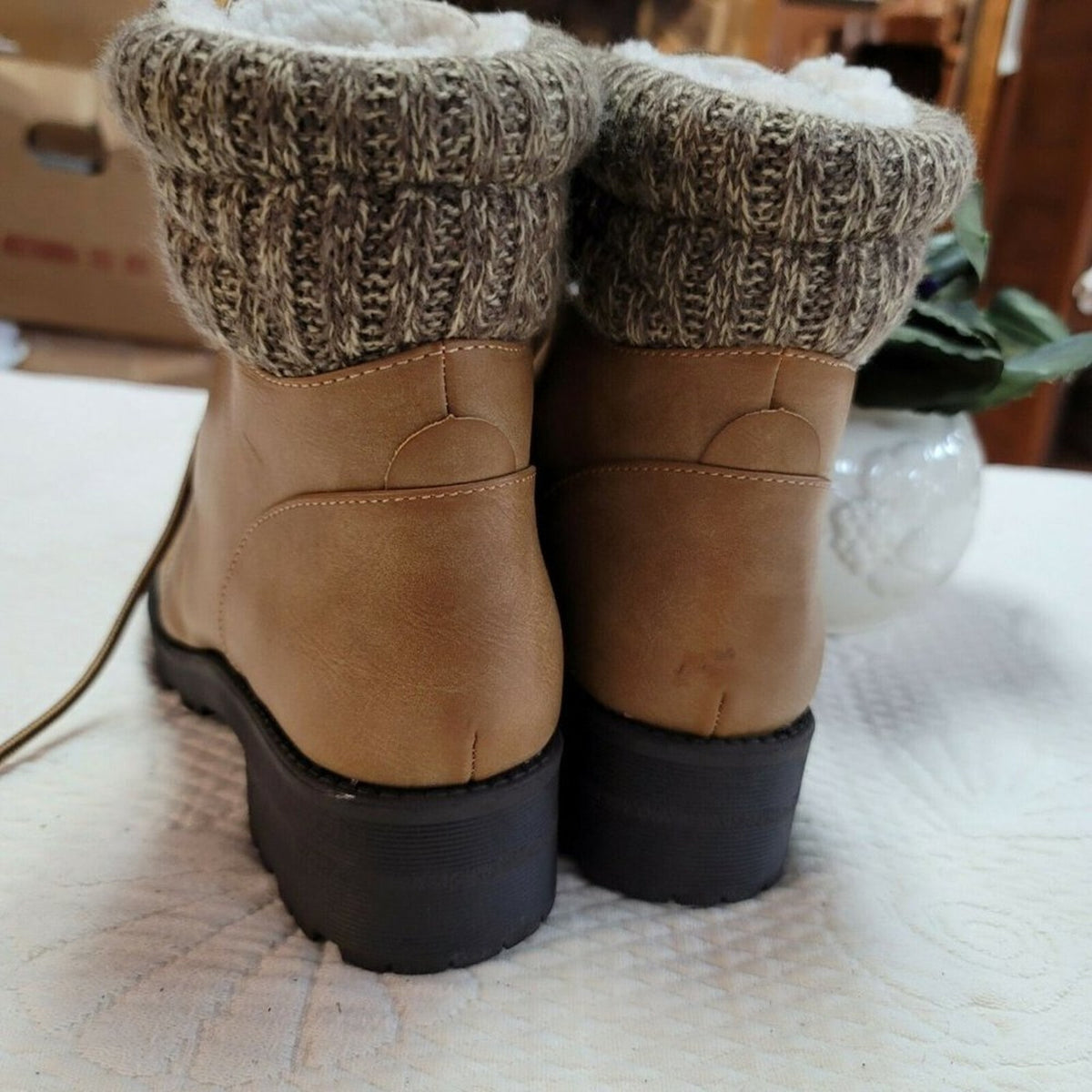 NWT MIA Marylyn Boot Round Toe Lace-Up Faux Leather Size 8M New lined