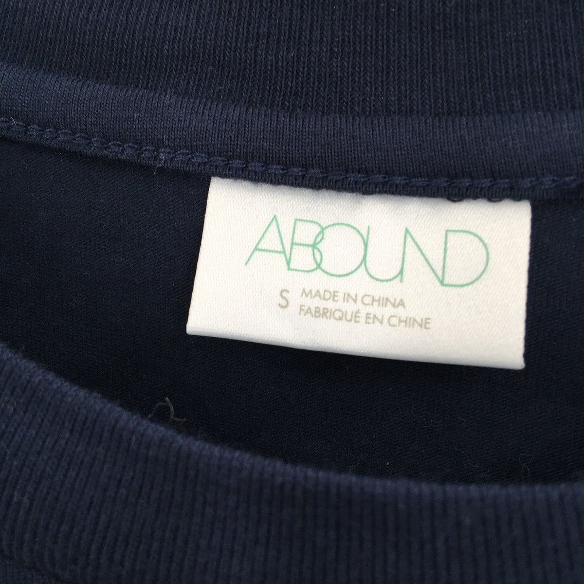 Abound Women's Club Open Book Graphic Crew Neck T Shirt Blue Size Small NWT