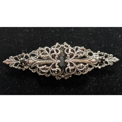Vintage Brooch Black Stones Receded Setting Silver Tone Filigree Oval Pin