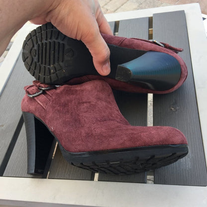White Mountain Wine Bordeaux Booties Suede Side Zip Heels Shoes Women 7.5 Medium