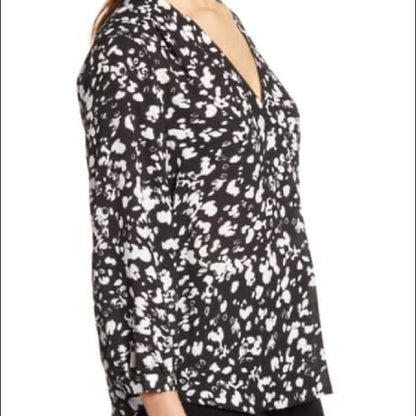 Vince Camuto NEW Floral Rumple Blouse Size Medium