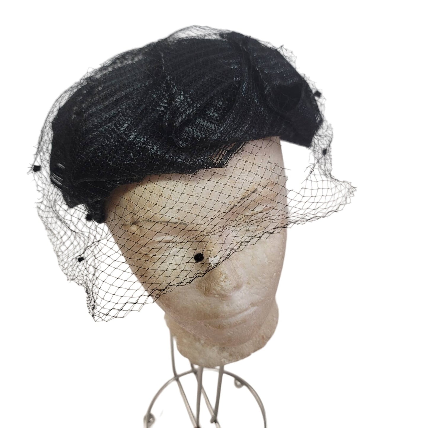 Vintage black capulet women's 1950 black hat netting union made