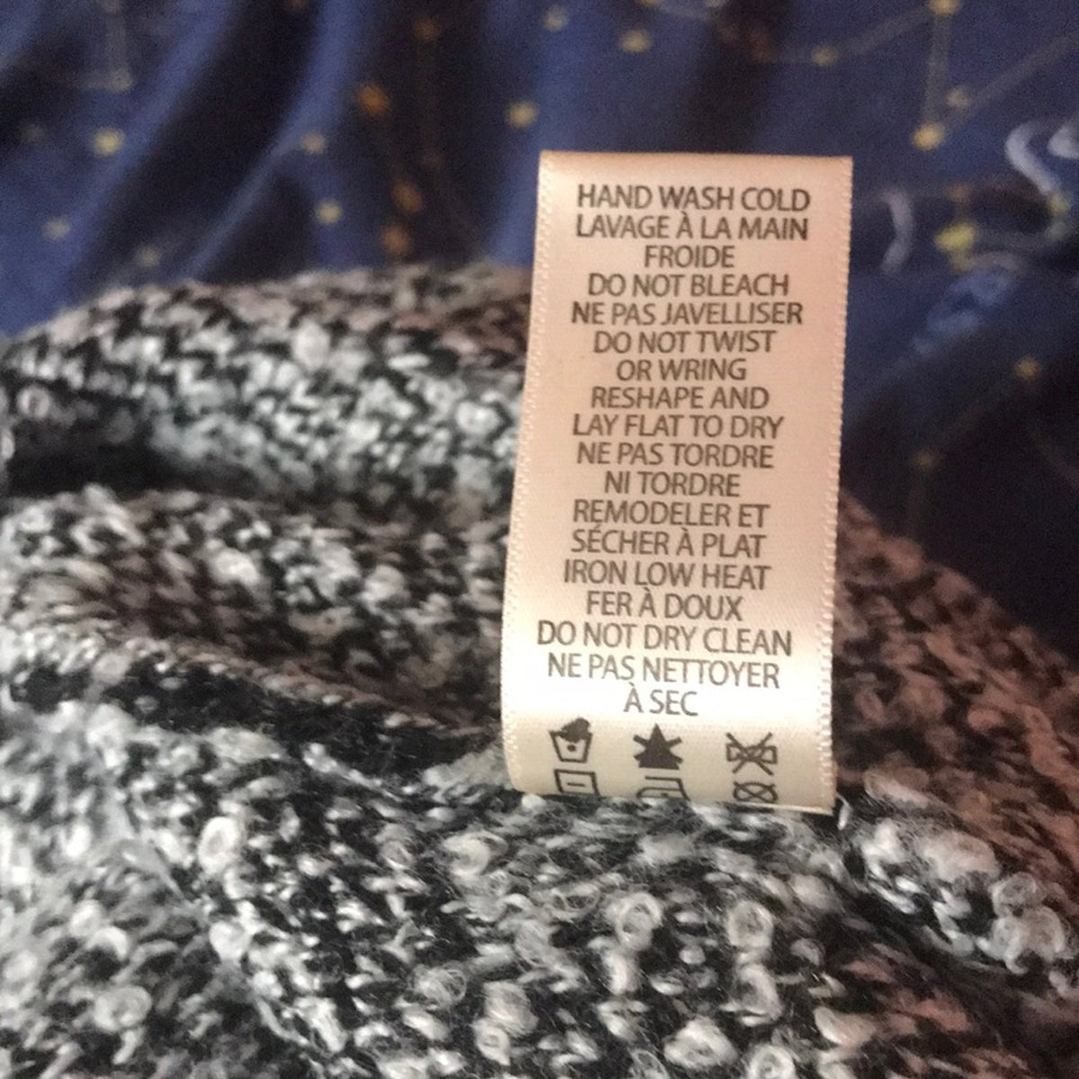 Max Studio Black Grey Marled Knit Frayed Sweater Size XSmall