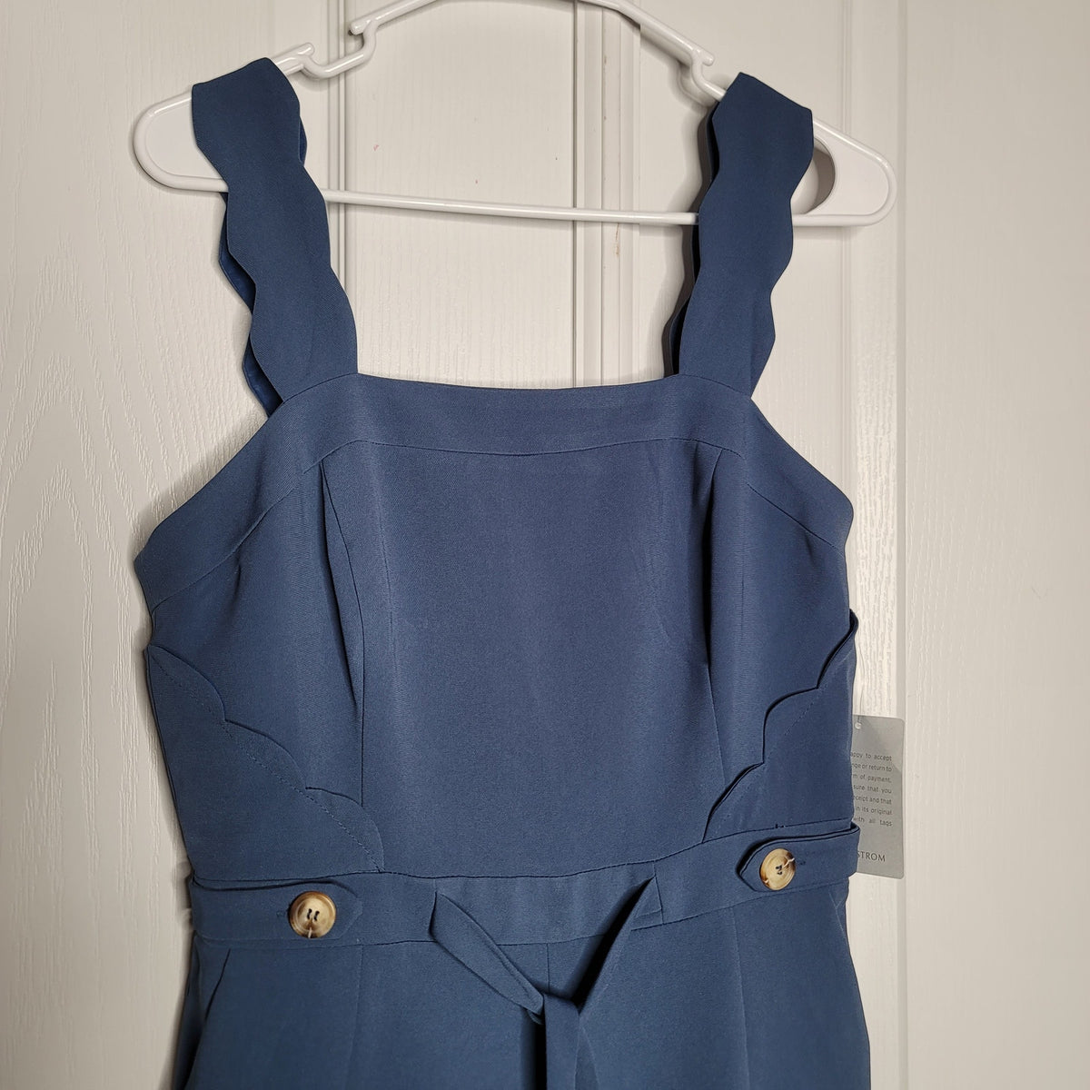 Adelyn Rae Lenora Jumpsuit Crop Scallop Blue Medium NEW Sleeveless Zip Up