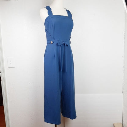 Adelyn Rae Lenora Jumpsuit Crop Scallop Blue Medium NEW Sleeveless Zip Up
