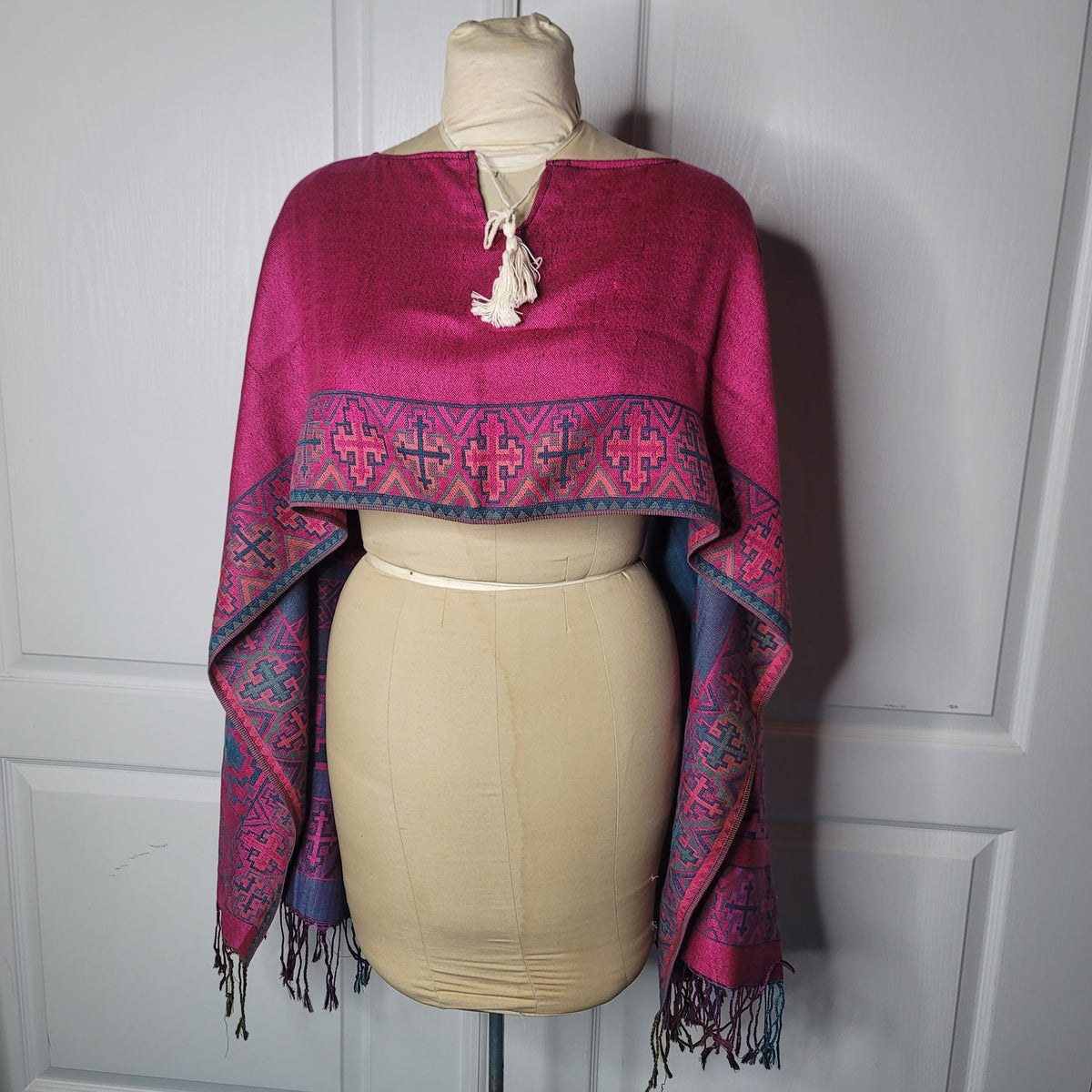 Chic hand-woven Poncho Bohemian Crop top Wrap Western Ethnic Clothing ONE SIZE
