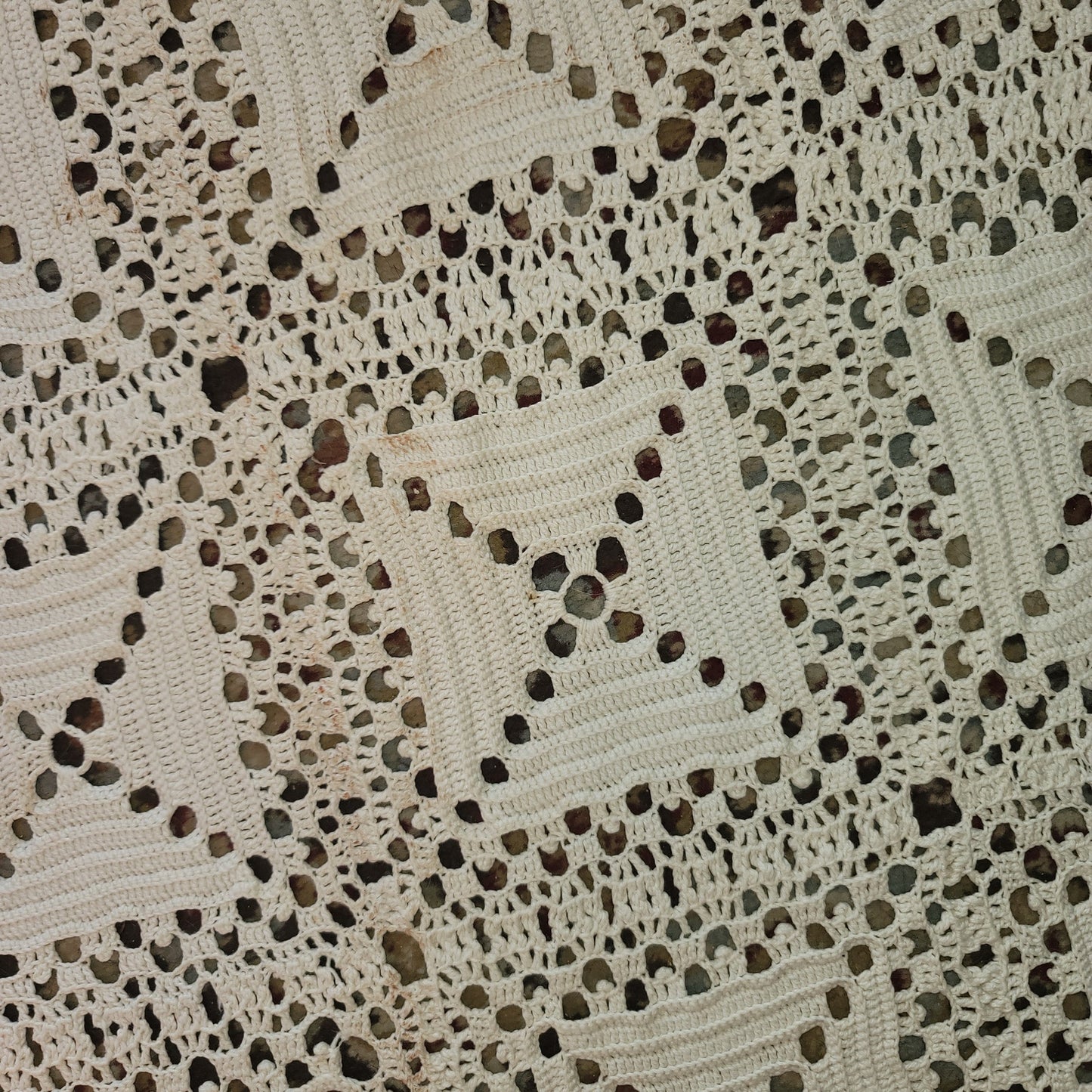 Vintage Handmade Crochet Bedspread Cream Geometric Diamond Boho Coverlet 77x100