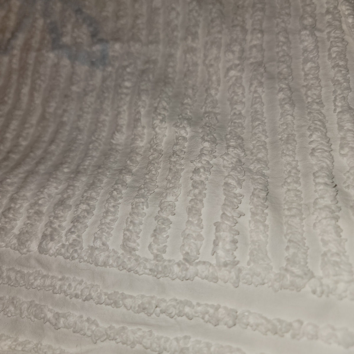 Chenille baby blanket Bunnies Blue pink yellow VINTAGE Crib bedspread