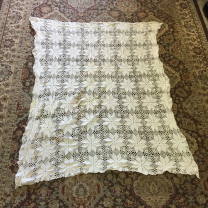 Handmade CROCHET Coverlet Blanket Cream Snowflake Wheel Full / Queen