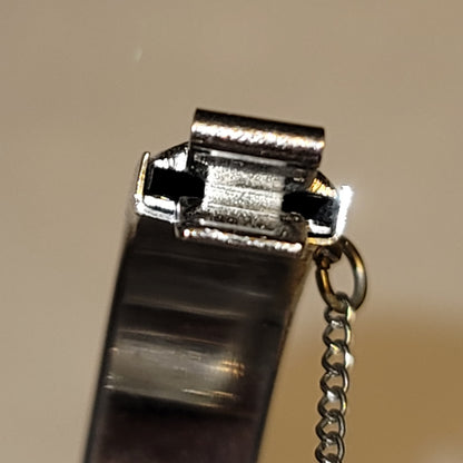 Silvertone bangle bracelet etched safety chain hinged floral floral motif Small