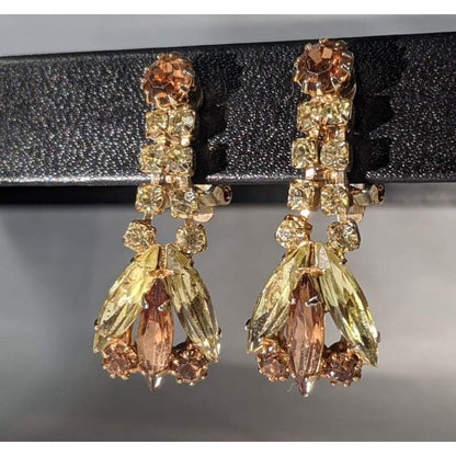 Vintage Amberina Pink Rhinestone Goldtone Drop Clip Earrings Retro Glamour