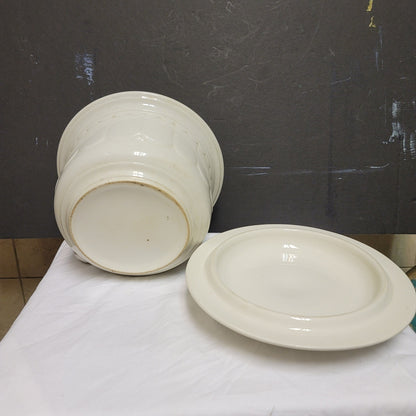 Vintage Ironstone Ceramic White round Chamber pot handle and lid Slot jar potty