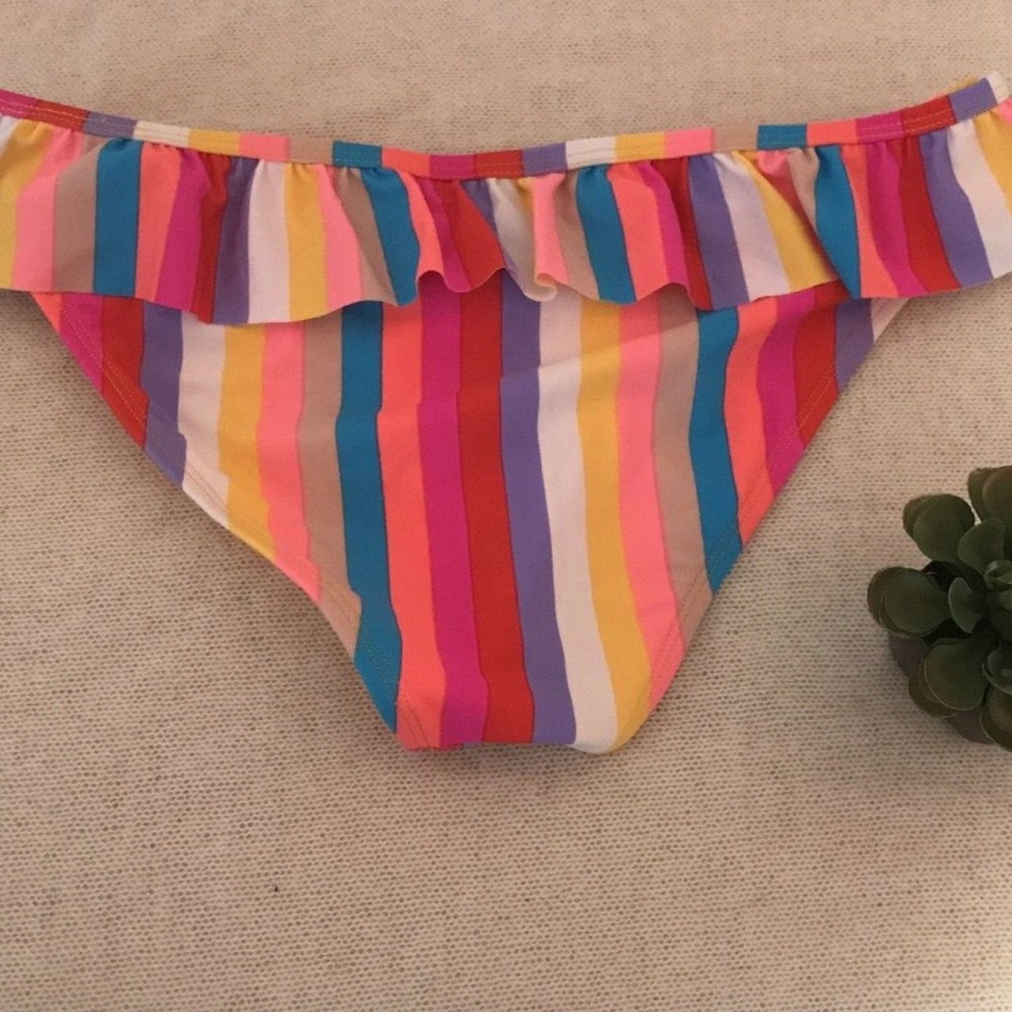California Waves Junior Aruba Ruffle Hipster Size XSmall