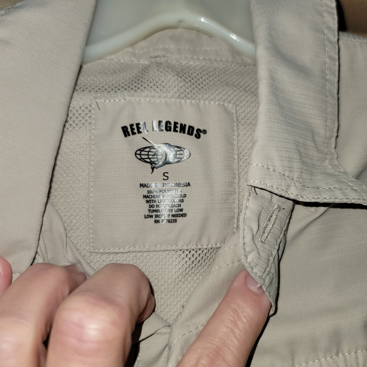 Reel Legend Small Long Sleeve outdoor wear Tan Button Up Vented Fishing