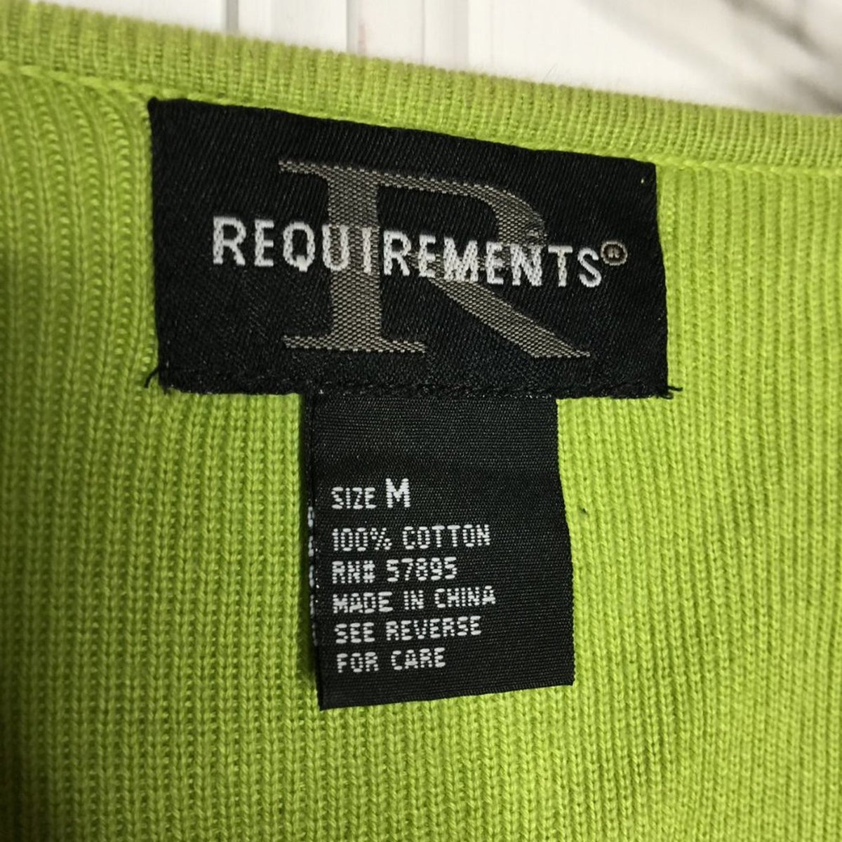 Requirements Cardigan Sweater Long Sleeve V-Neck Button Closure Green Medium