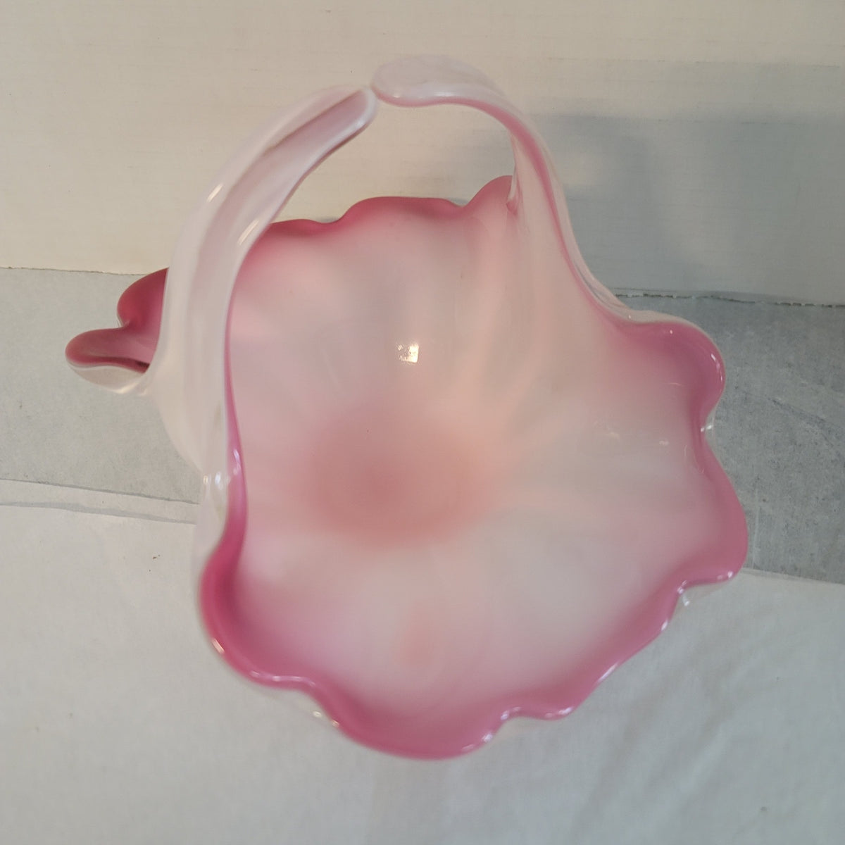 MURANO PINK White Crystal Glass easter basket Opalescent handblown Italian