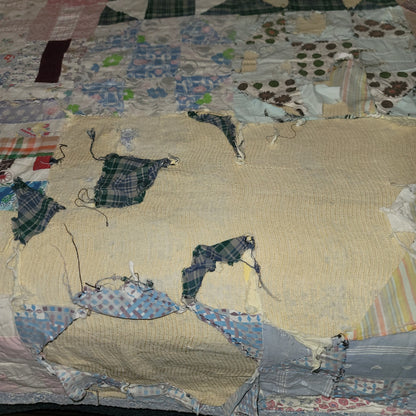 Vintage Handmade Quilt Full or Twin Bedspread Blanket Farmhouse Cabin 56x86