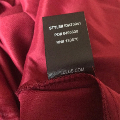 Lulu’s NEW All About Love Maxi Dress Size Medium Burgundy Wind Red flowy