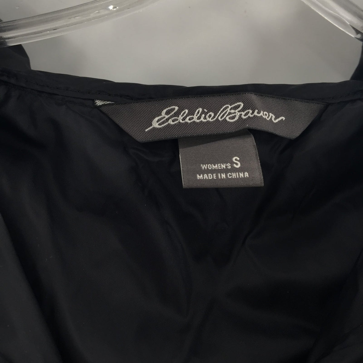 Eddie Bauer Women's Full Zip Up Hooded Puffer Jacket Long Sleeve Black Small NWT