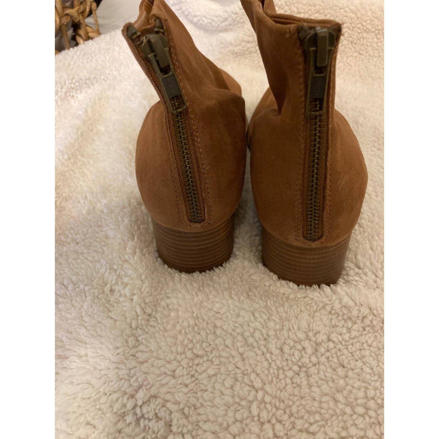 Seychelles Floodplain Suede Chunky Heel Back Zip Ankle Boots Sz 10M Cognac NWT