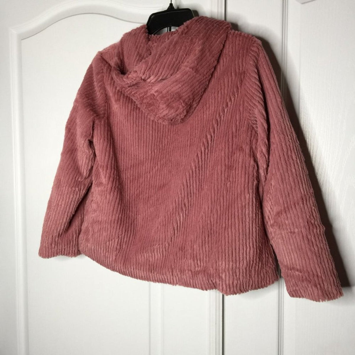 Elodie Faux Fur Jacket Long Sleeves Front Snap Size Large